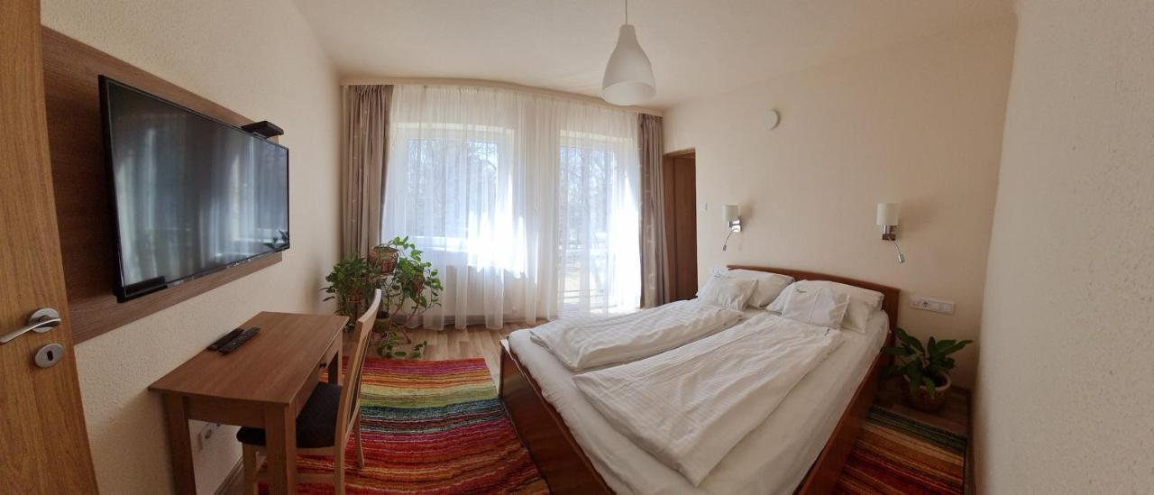 Platan Panzio Hotel Dobogoko Eksteriør billede