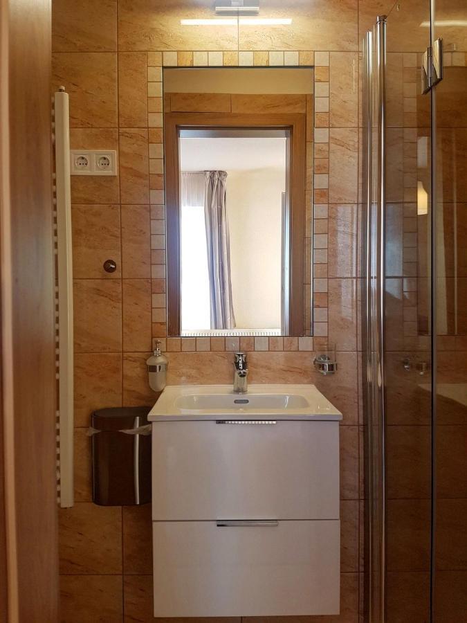 Platan Panzio Hotel Dobogoko Eksteriør billede